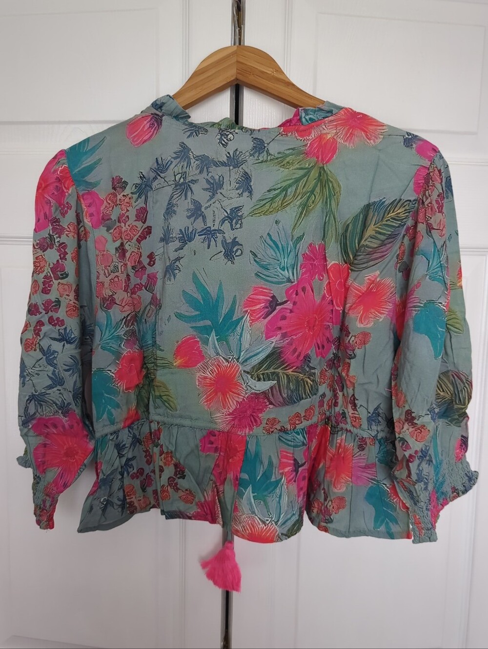 Natural Life NWT Elisa Ruffle Floral Long Sleeve Top Neon Tropical